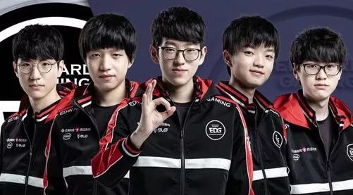 脑和对年轻 脑和对年轻