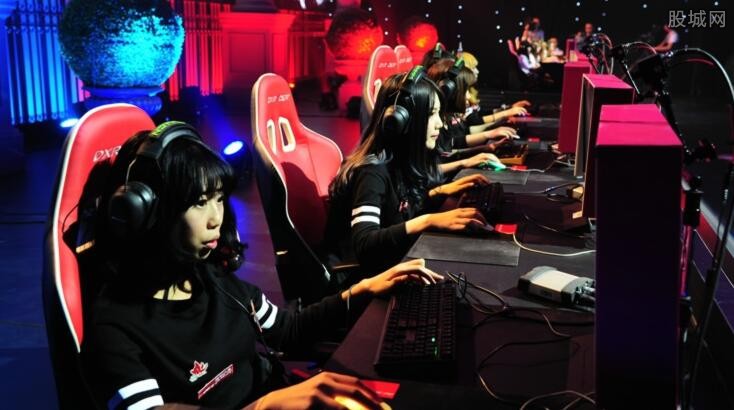 美国选手希 美国选手希