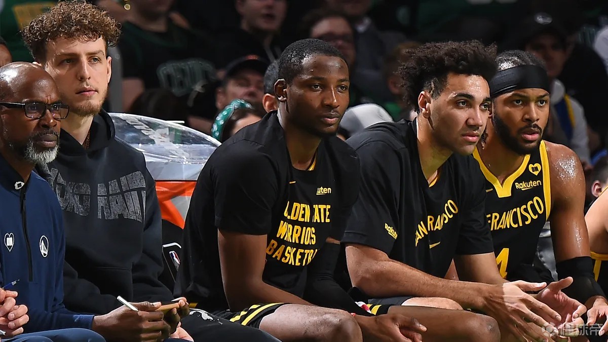 日本某玩家PS5疑似因运行《怪猎：荒野》直接烧主板了