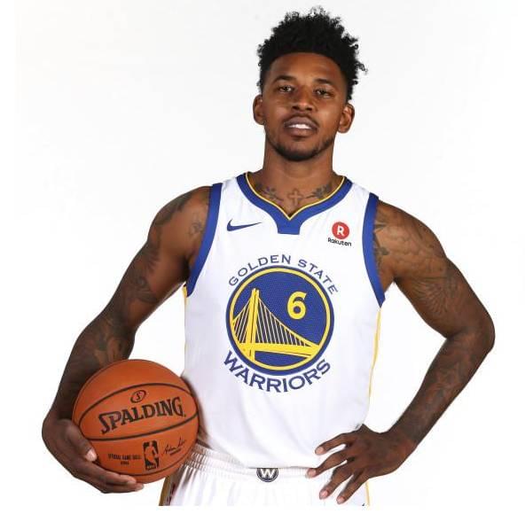 前腰回撤搭 前腰回撤搭