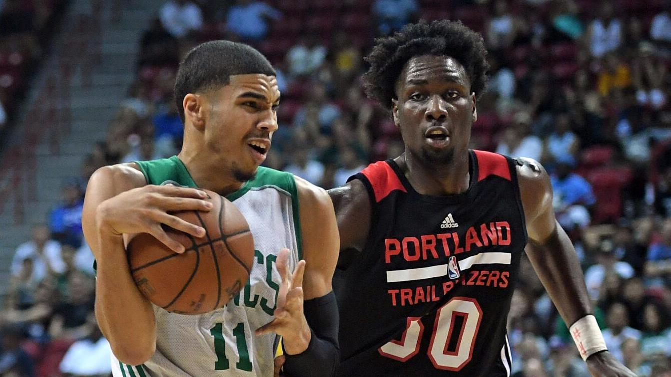 发生碰撞 发生碰撞