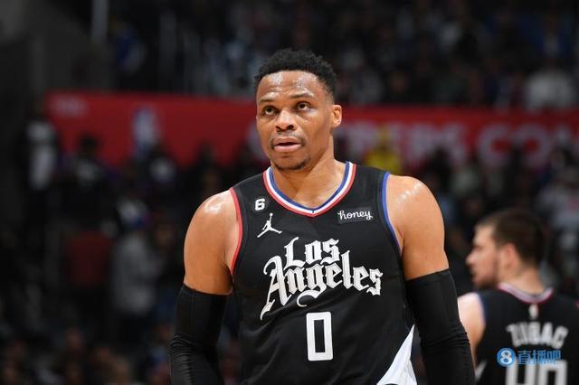 深与跑动回 深与跑动回